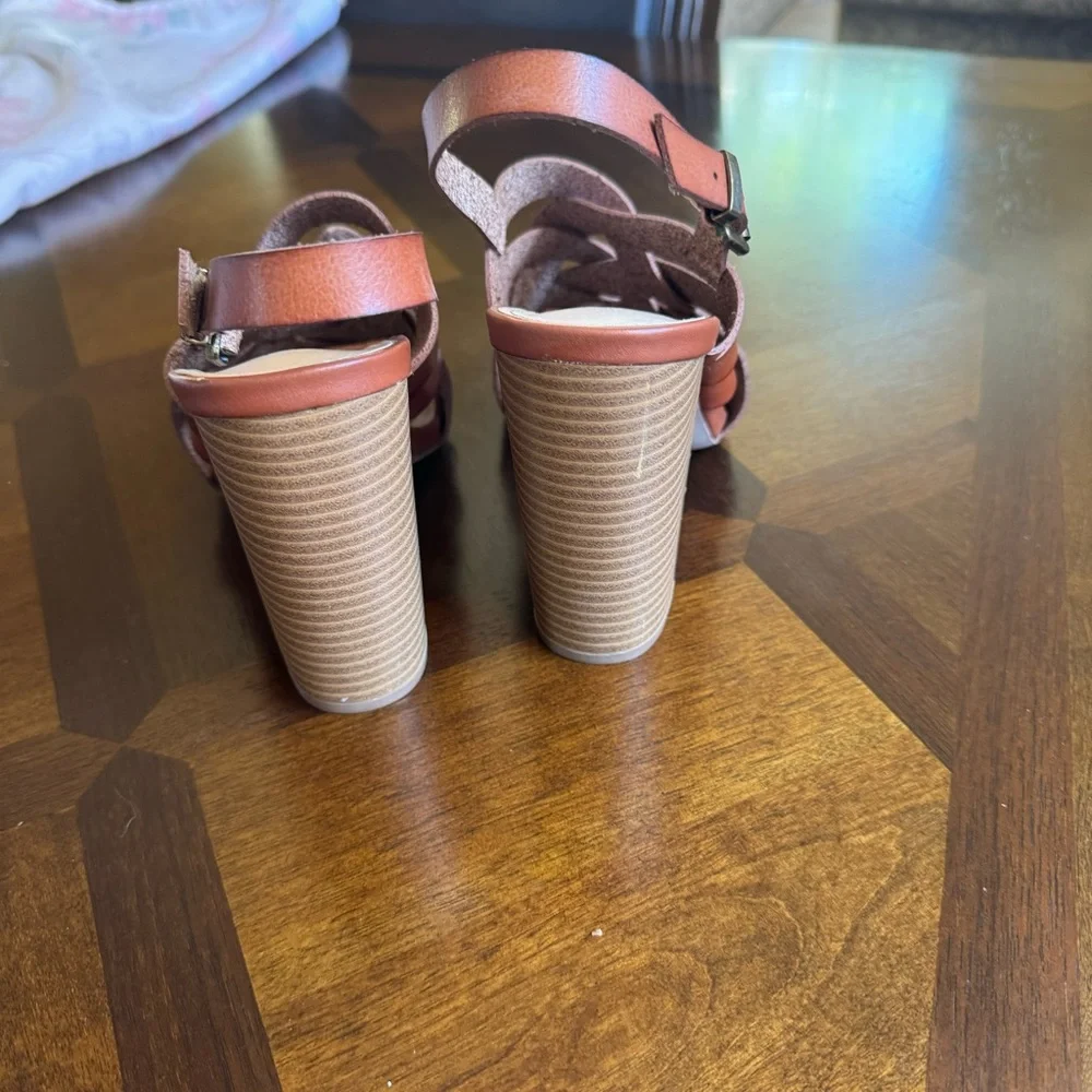 JustFab high heels sandals NWOB